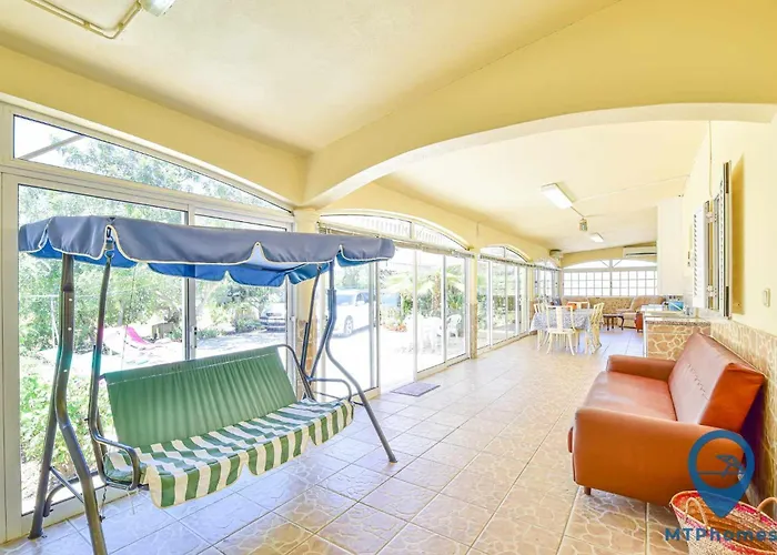 Portuguesa By Mtphomes Албуфейра