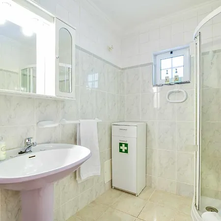 Portuguesa By Mtphomes